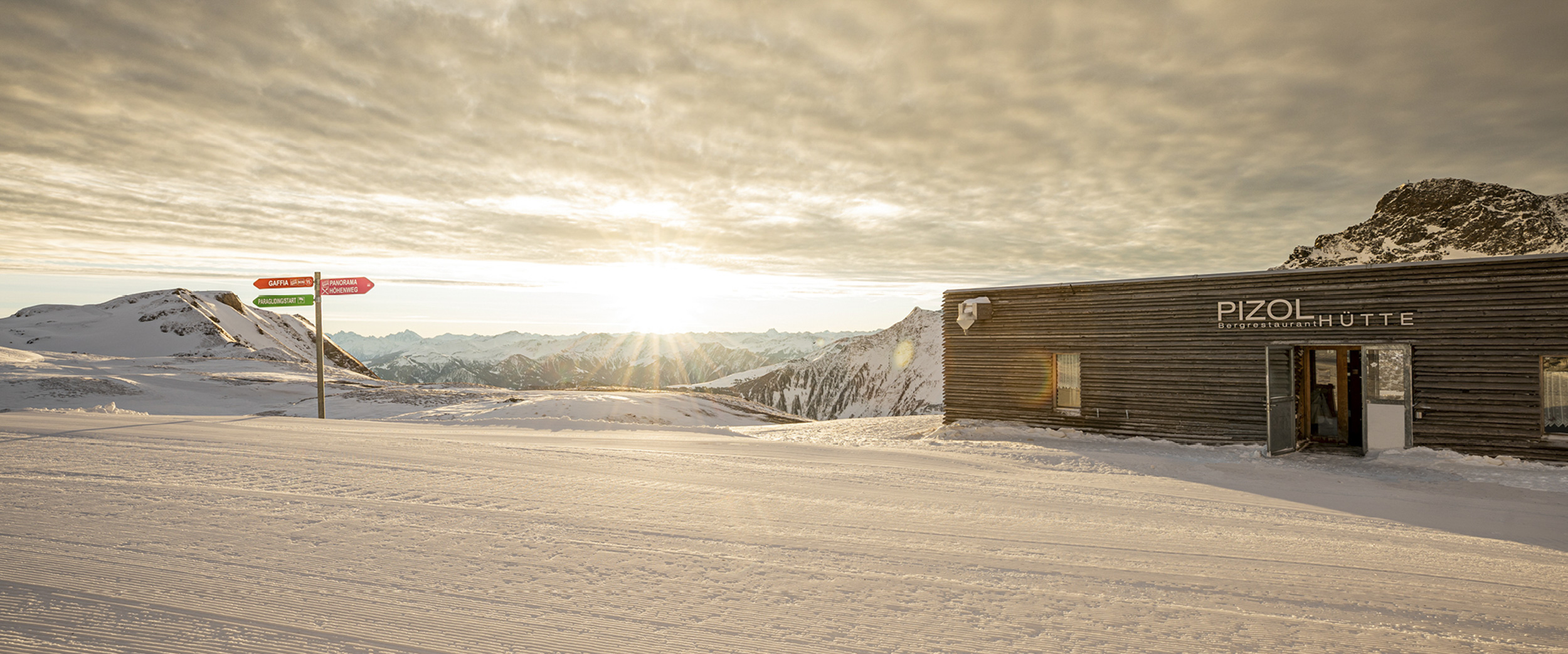 Pizolhütte_Pizolbahnen_Header_01