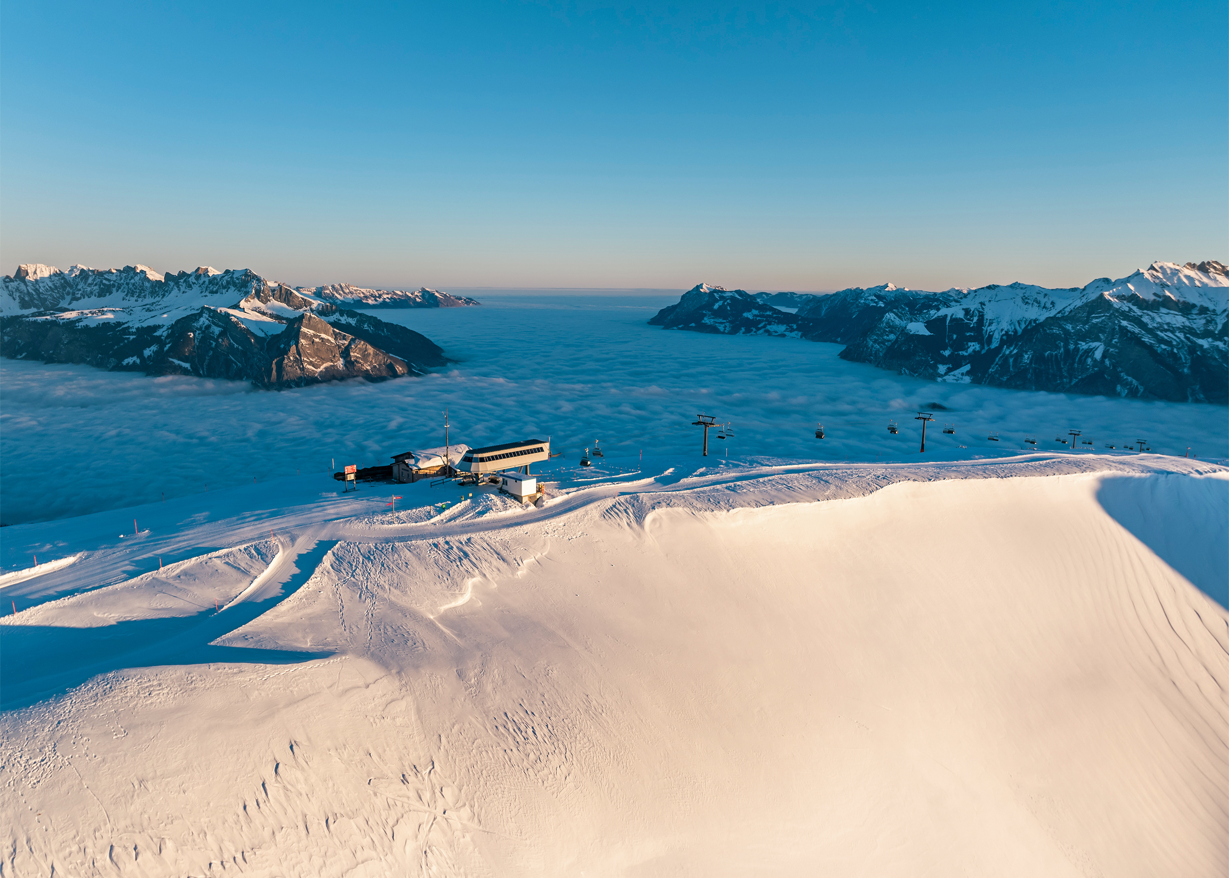 Skigebiet_Pizol_Laufboeden_Nebelmeer_Rheintal