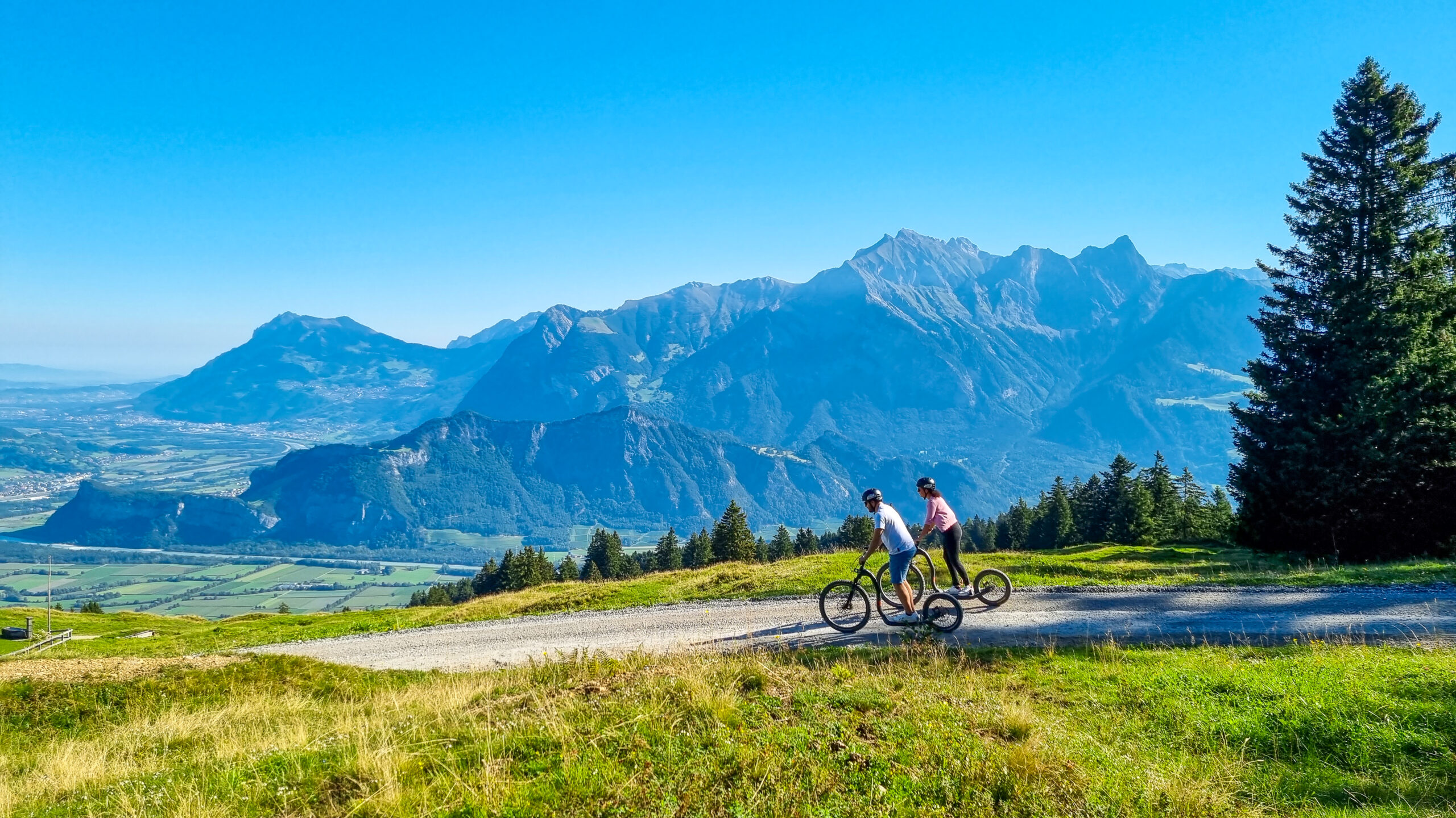 Alpine-Scooter_pizol