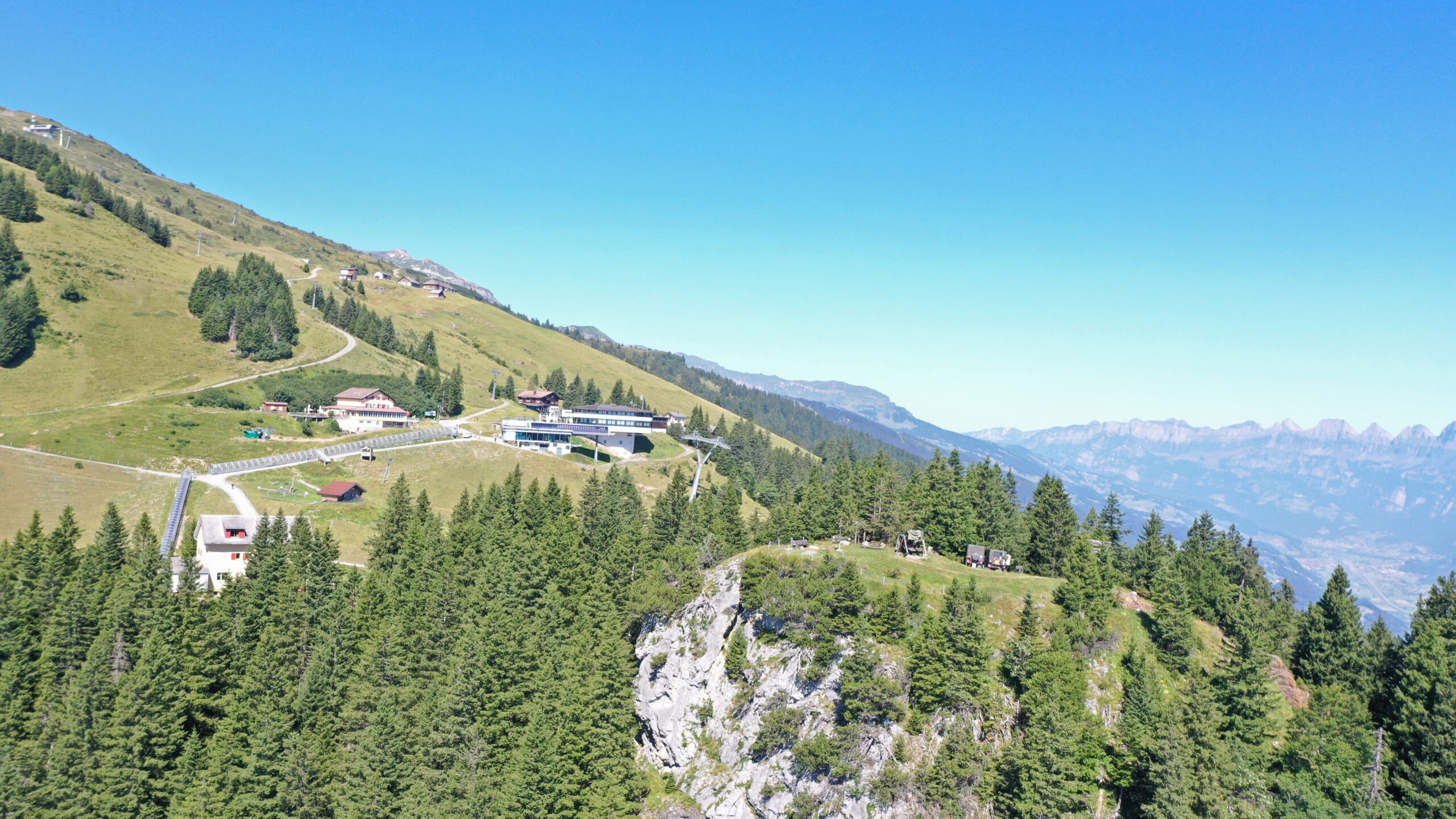Panorama_Edelweiss_im_Herbst_am_Pizol