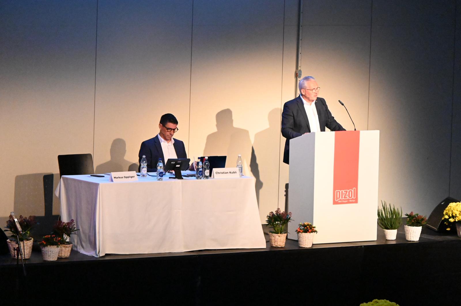 ee9cfe2f-f995-4895-bf5d-170c6cddb757